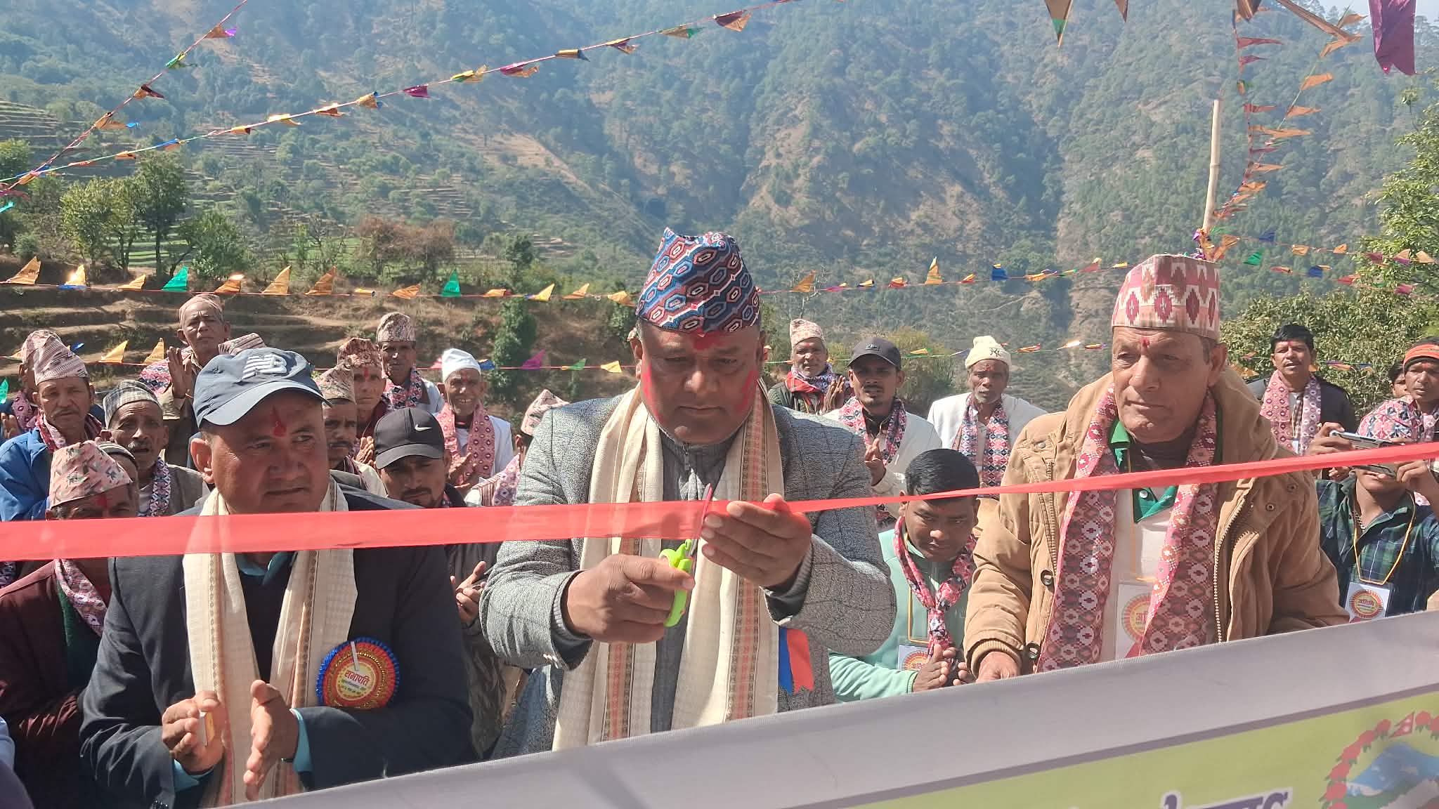 आदर्श गाउँपालिका वडा नम्बर ७ काे नवनिर्मित वडा कार्यालय भवन उद्घाटन